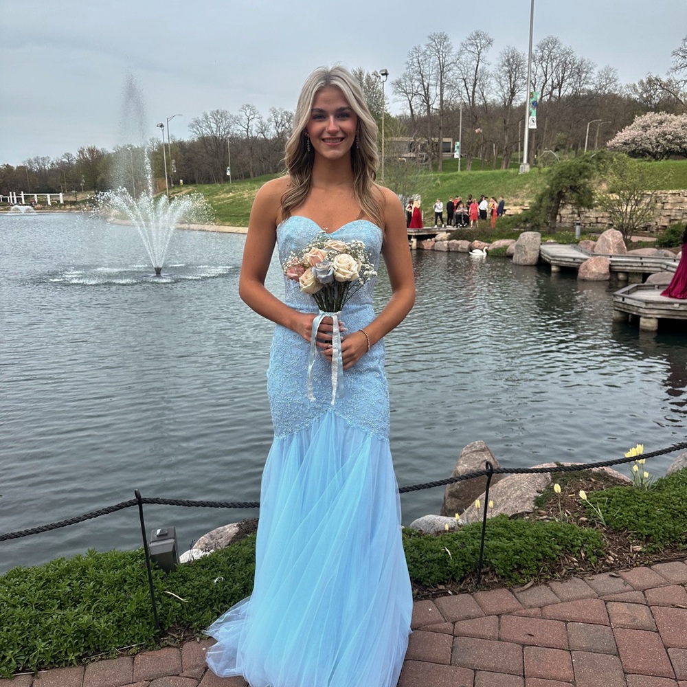Elegant Light Blue Strapless Gown